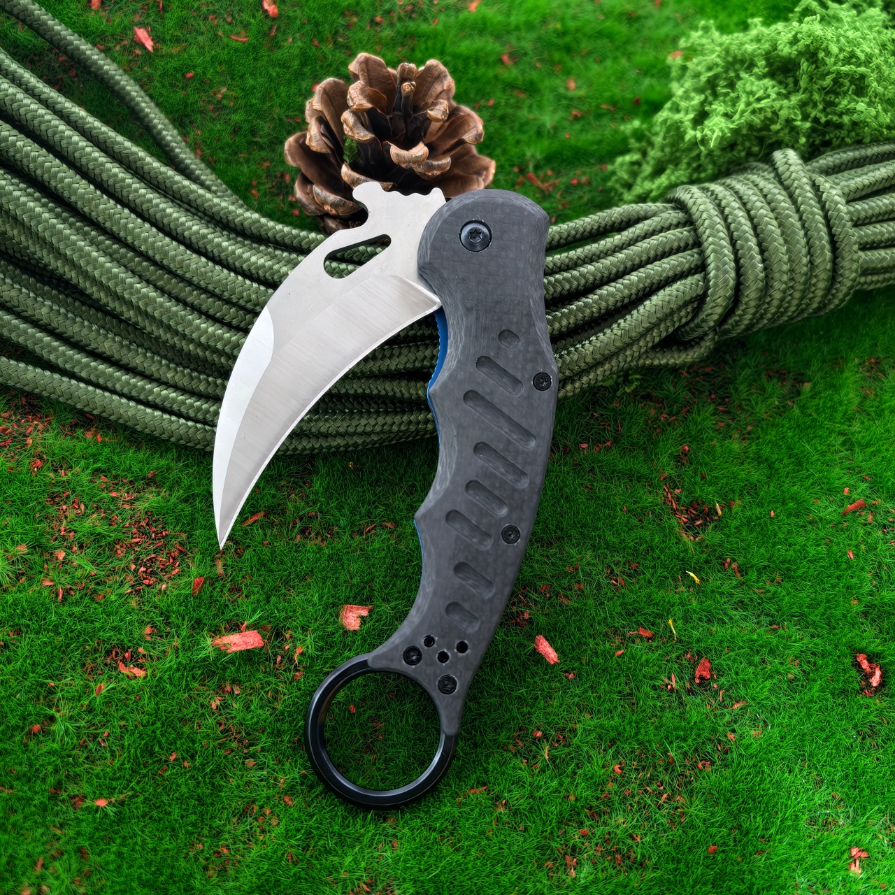 Claw shaped folding knife with - Edc Daily Carry reseña y precio