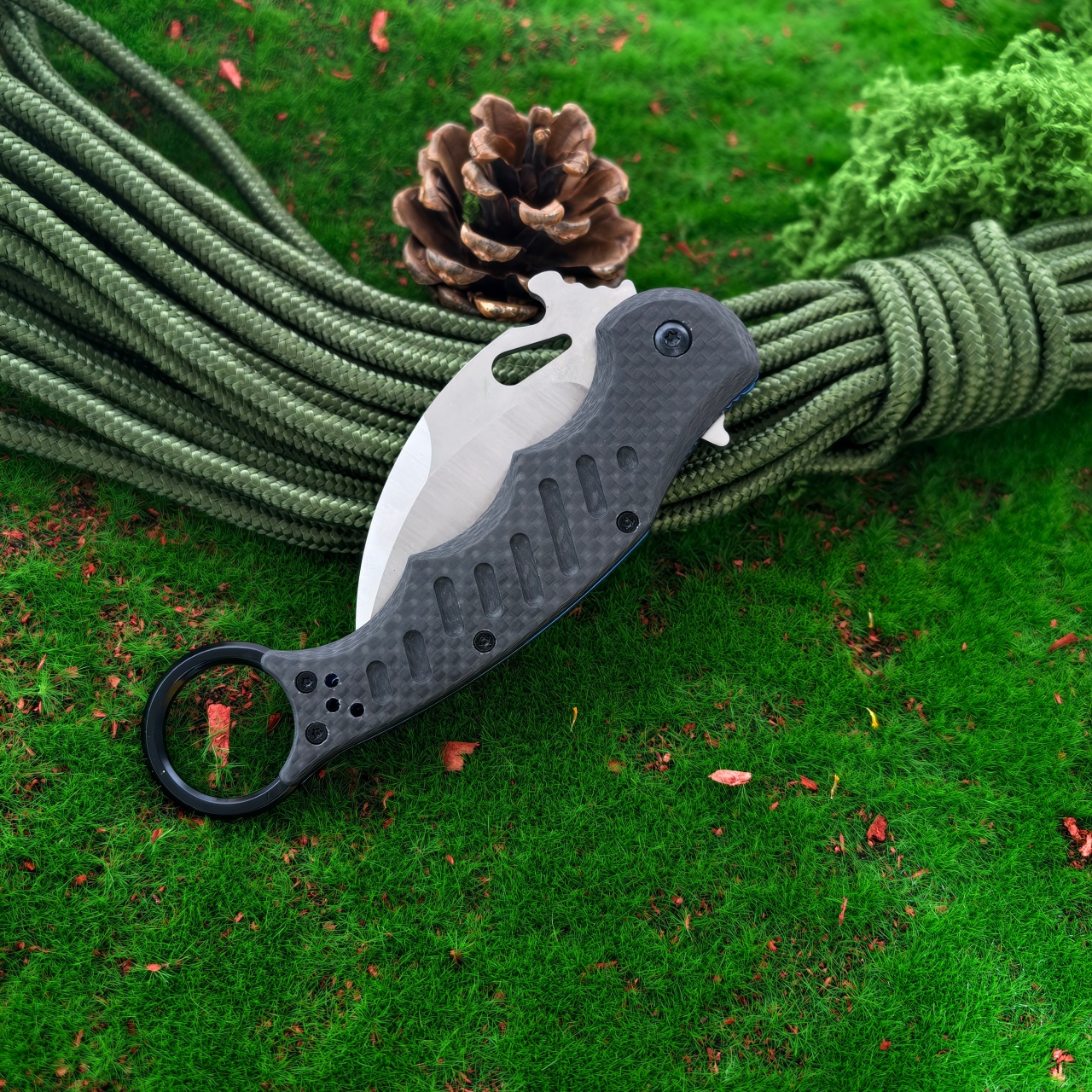 Claw shaped folding knife with - Edc Daily Carry reseña y precio