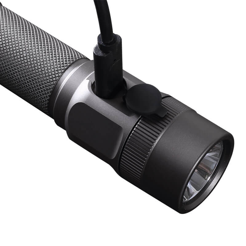 Jetbeam KO-03 EDC Flashlight 2 - Edc Carry Flashlight reseña y precio